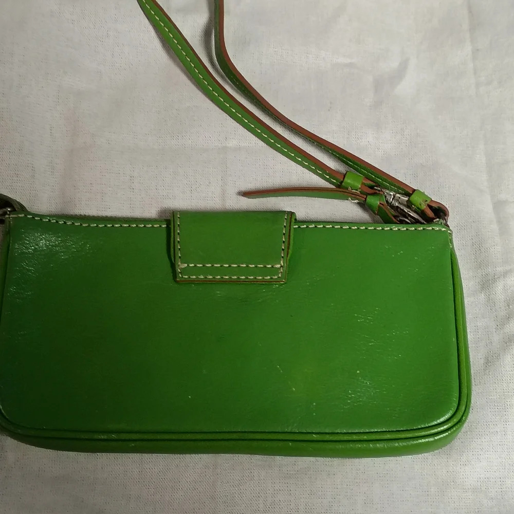 ❤️LOT 2 MICHAEL KORS Light Pink and Mela Green Clutch Wallets - Picture 6 of 12
